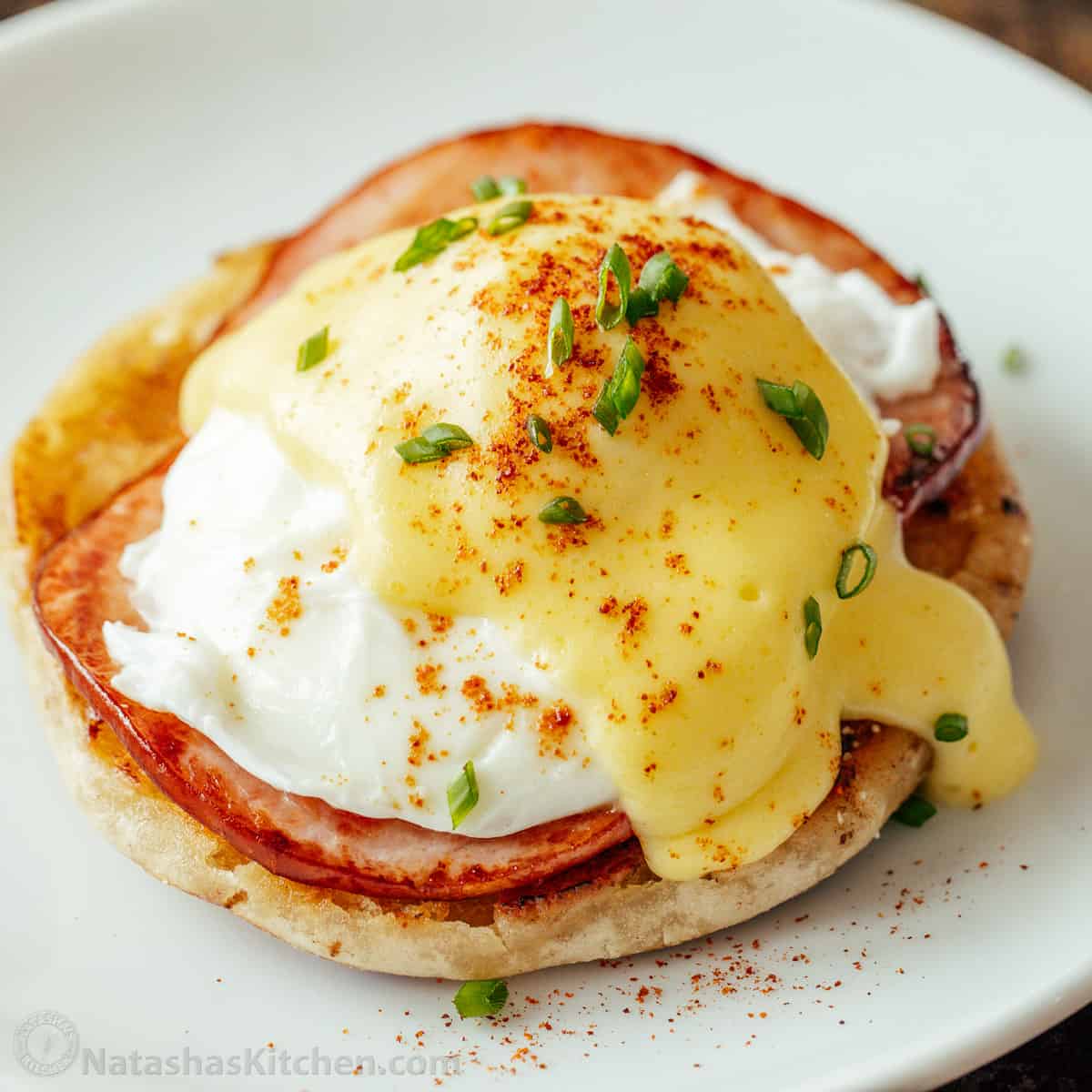 EGGS BENEDICT