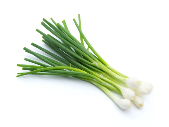 Spring Onions 1 bunch